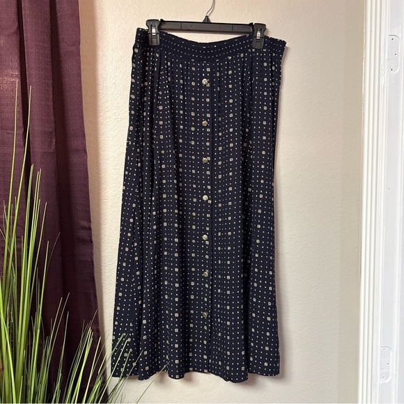 Jordana Dresses & Skirts - #677 Jordana Vintage black/gold button down A-line skirt size medium